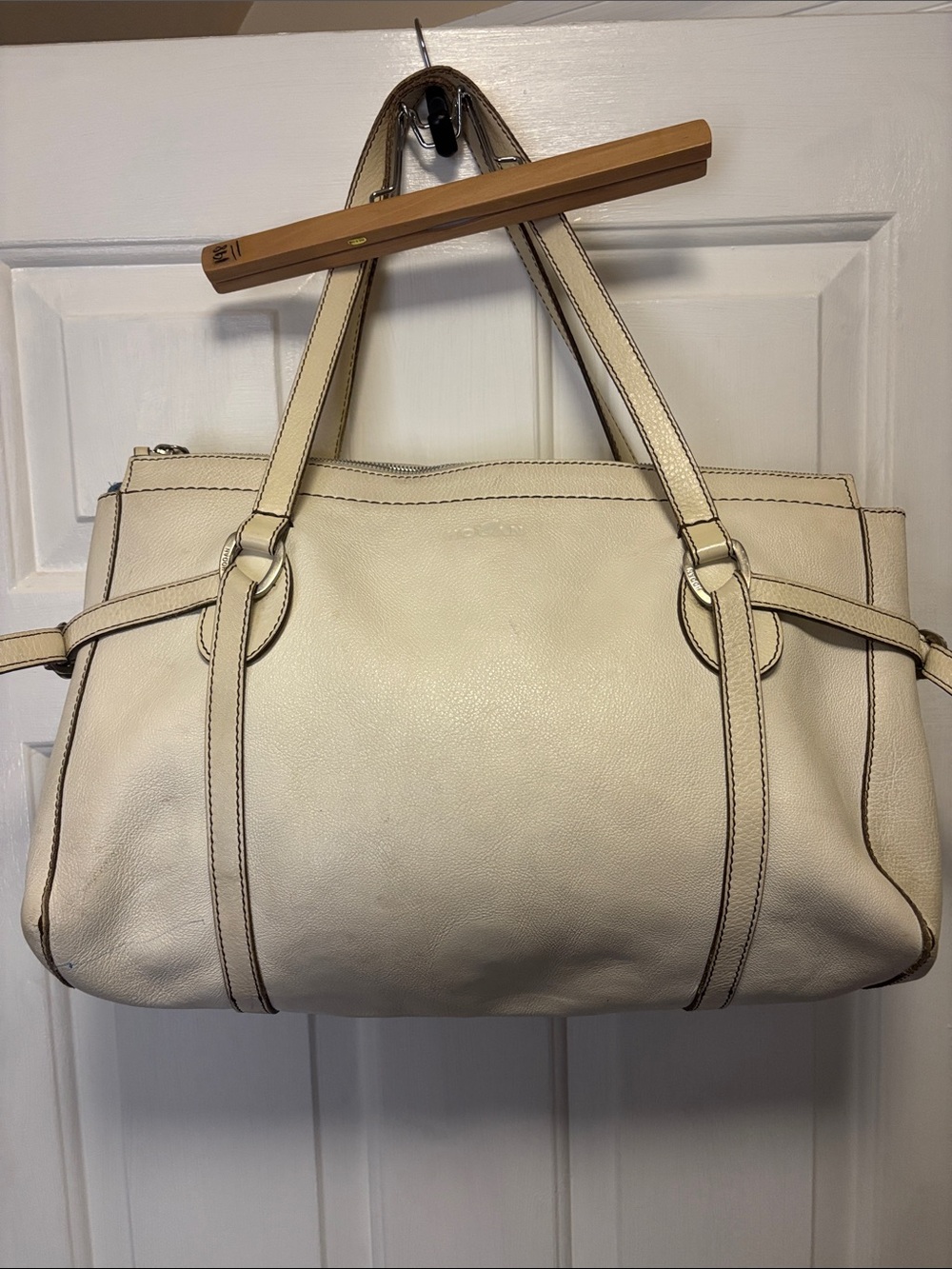 Hogan Cream Leather Shoulder Bag with Silver Hardware